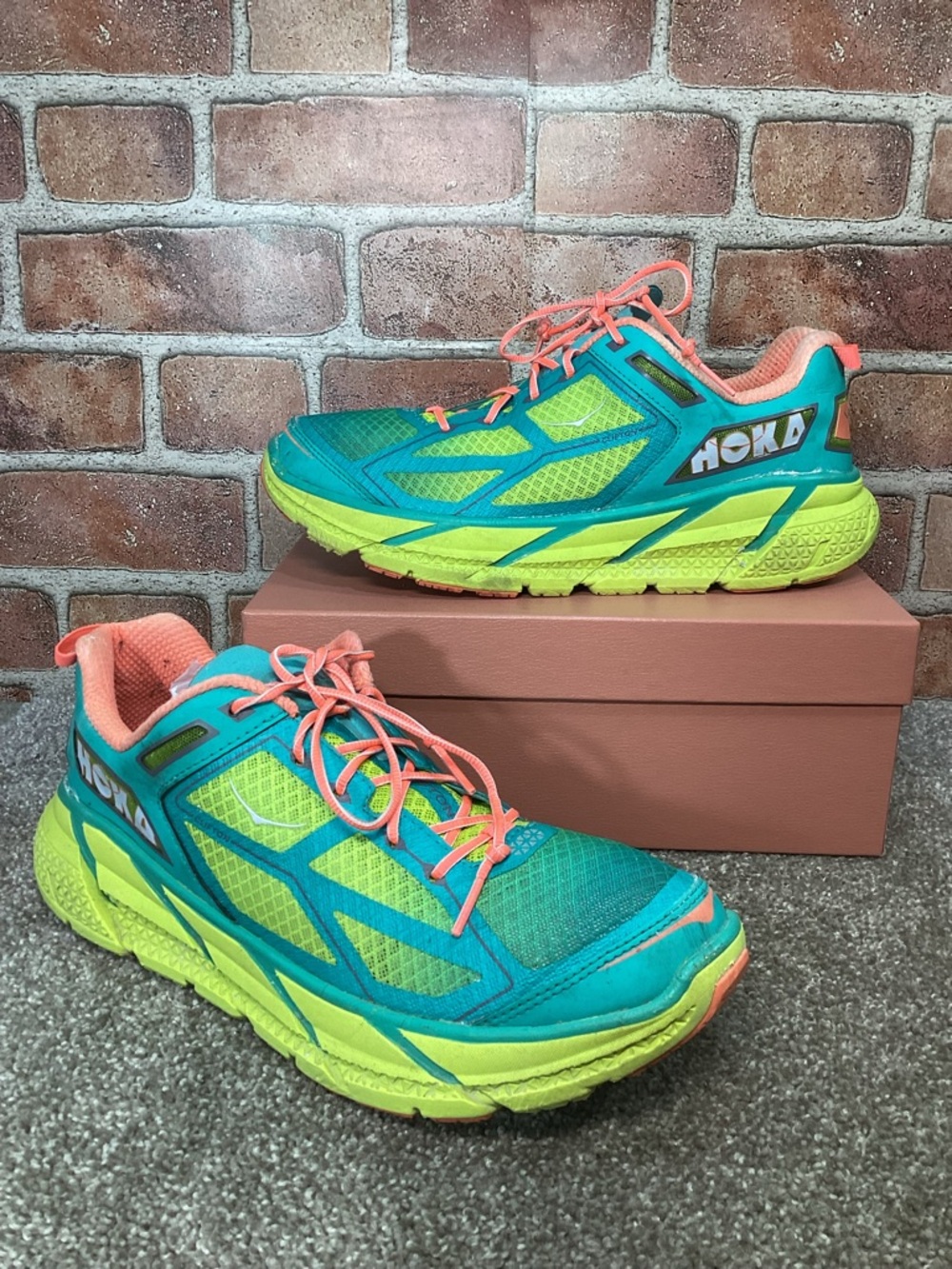 Hoka One One Clifton 1 women’s road running shoes sneakers size 10